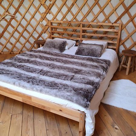 La Yourte Au Pays Des Rennes Erezee Ngoại thất bức ảnh