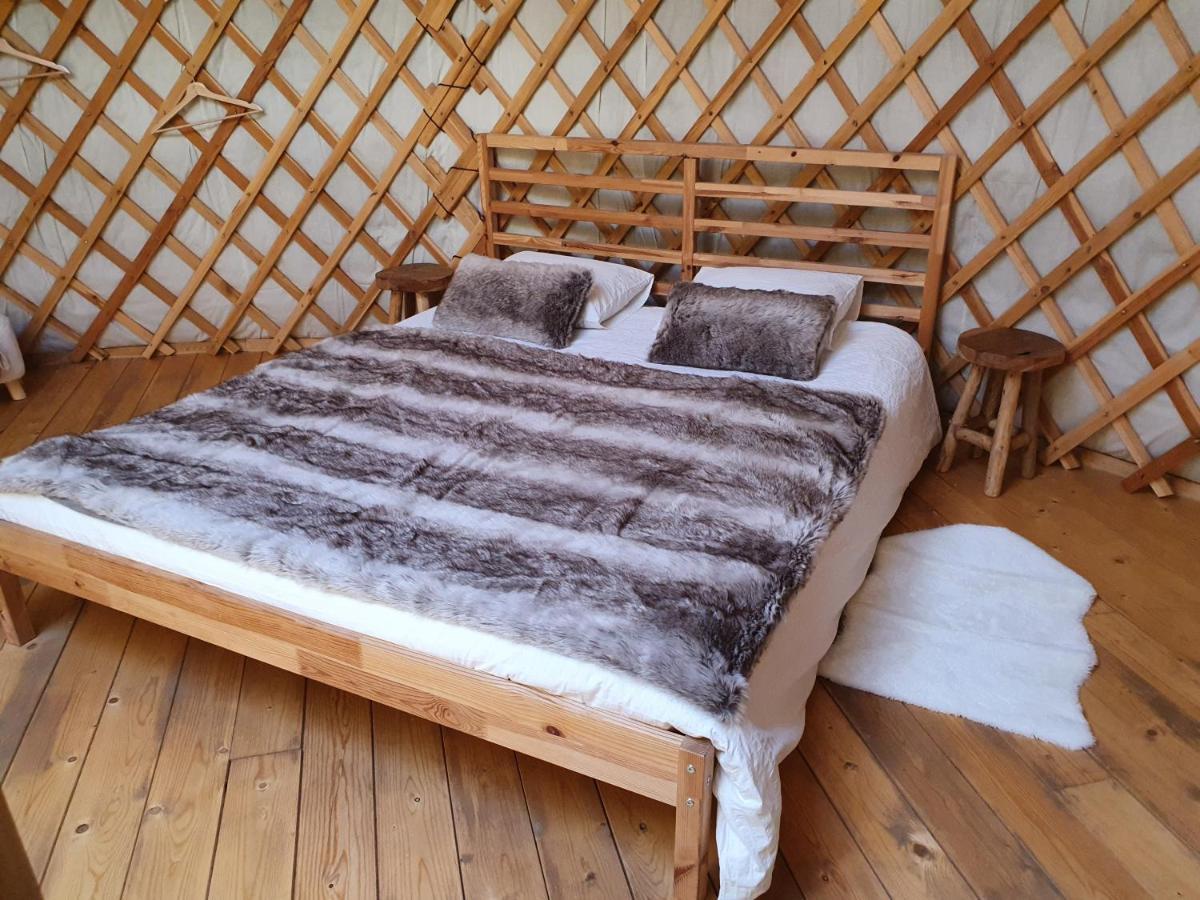 La Yourte Au Pays Des Rennes Erezee Ngoại thất bức ảnh
